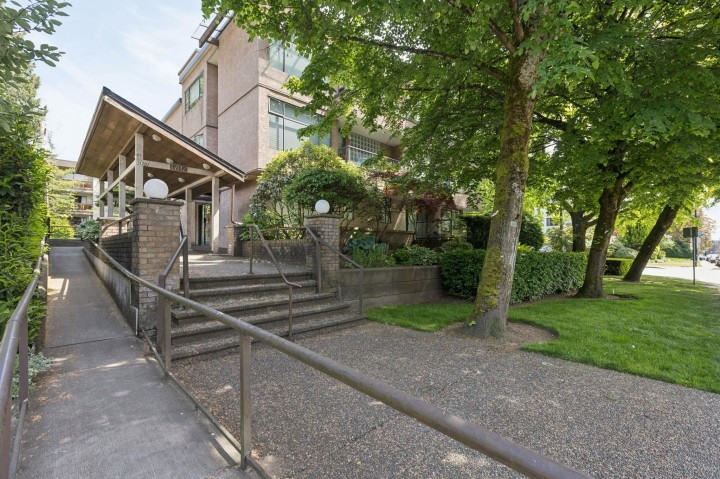 Photo 38 at 303 - 1702 Chesterfield Avenue, Central Lonsdale, North Vancouver