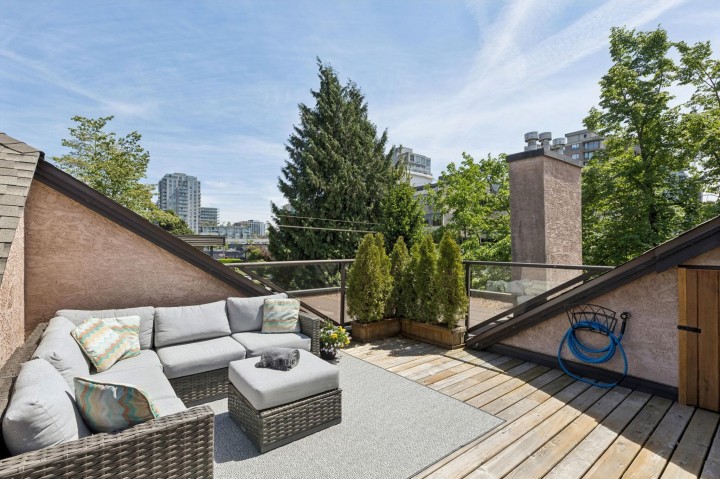 Photo 33 at 303 - 1702 Chesterfield Avenue, Central Lonsdale, North Vancouver