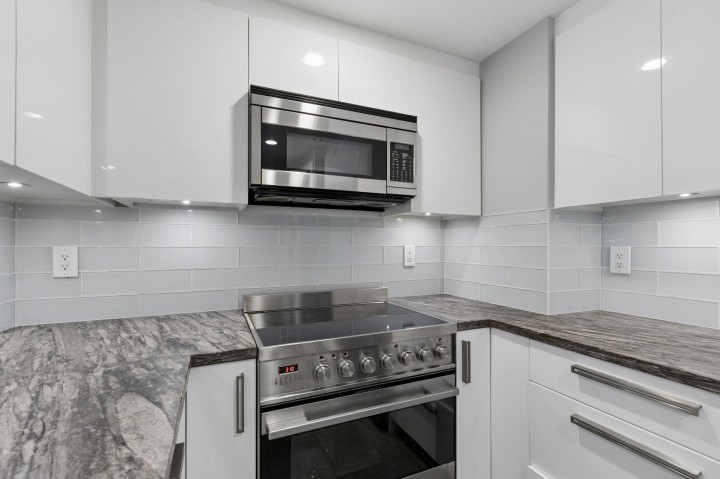 Photo 14 at 303 - 1702 Chesterfield Avenue, Central Lonsdale, North Vancouver