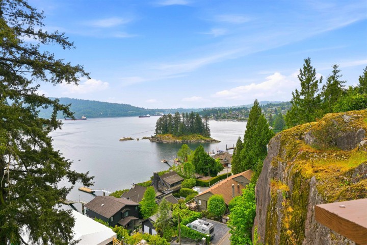 Photo 1 at 1584 Look Out Point, Deep Cove, North Vancouver