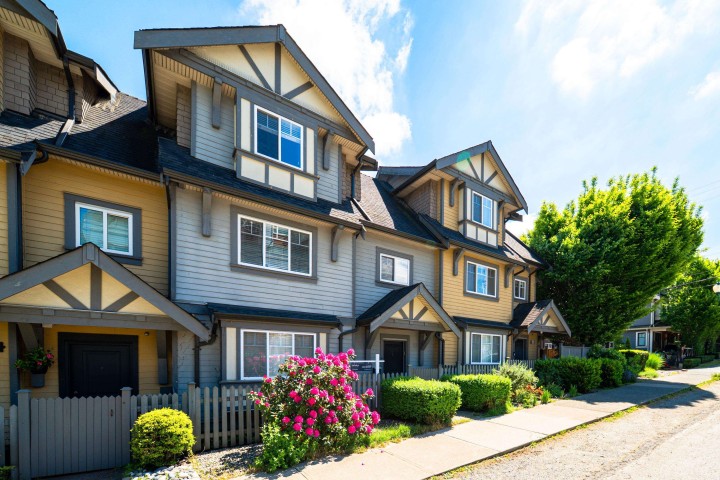 Photo 2 at 2412 St. Catherines Street, Mount Pleasant VE, Vancouver East