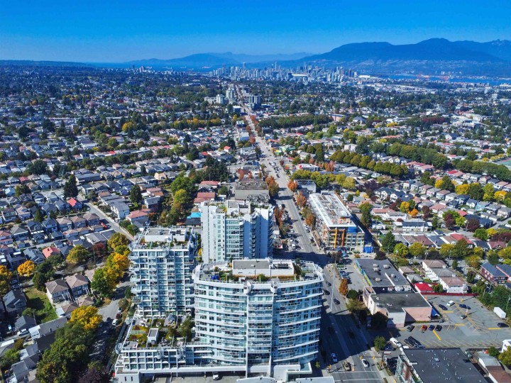 Photo 1 at 312 - 2220 Kingsway, Victoria VE, Vancouver East