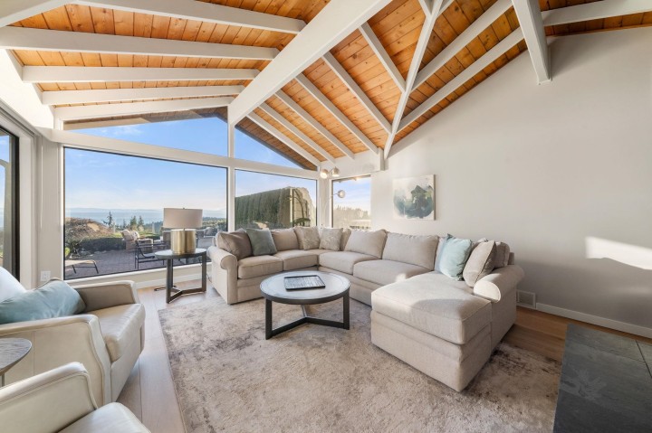 Photo 20 at 4570 Woodgreen Court, Cypress Park Estates, West Vancouver
