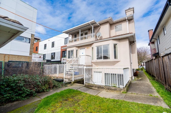 Photo 21 at 726 E 56th Avenue, South Vancouver, Vancouver East