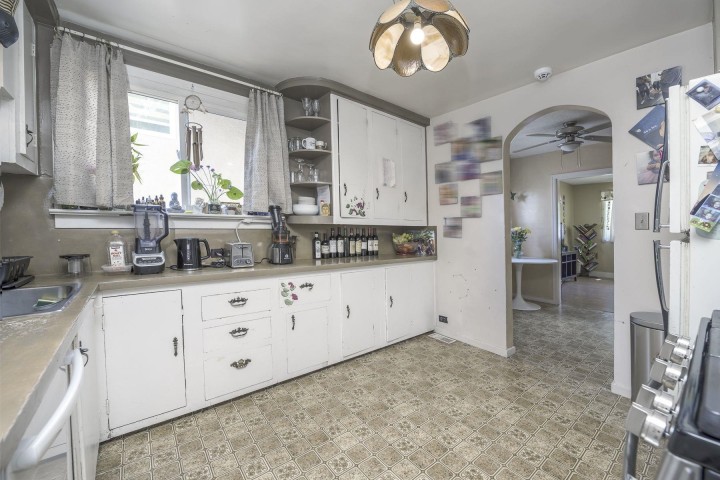 Photo 10 at 3826 Glendale Street, Renfrew Heights, Vancouver East