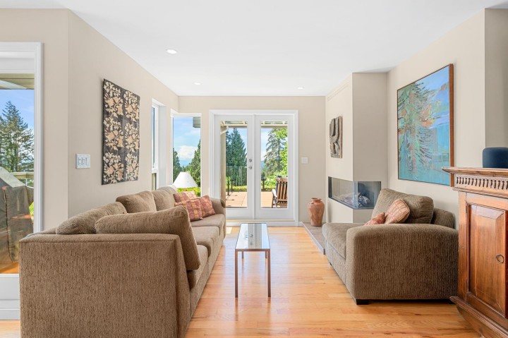 Photo 14 at 3961 St. Albans Avenue, Upper Lonsdale, North Vancouver