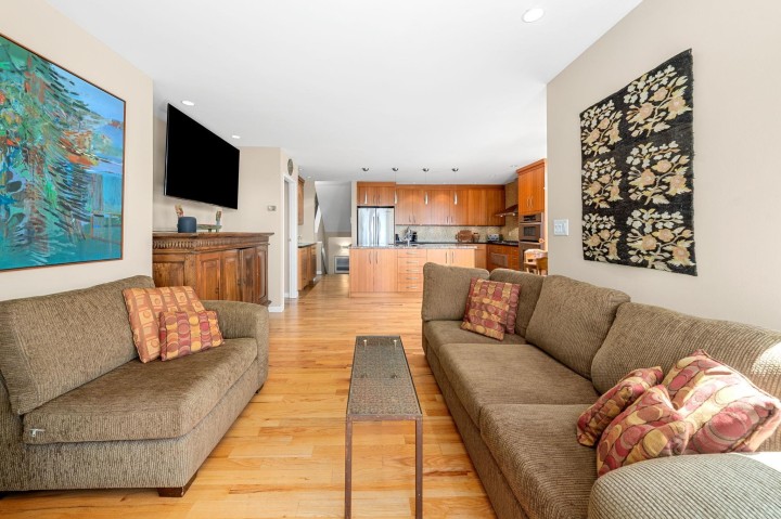 Photo 15 at 3961 St. Albans Avenue, Upper Lonsdale, North Vancouver
