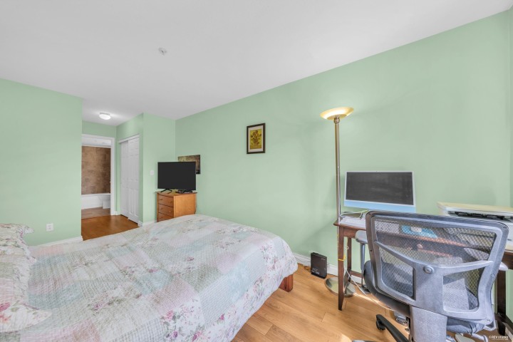 Photo 17 at 202 - 3624 Fraser Street, Fraser VE, Vancouver East