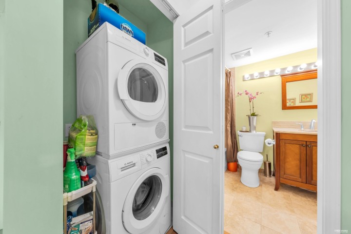 Photo 20 at 202 - 3624 Fraser Street, Fraser VE, Vancouver East