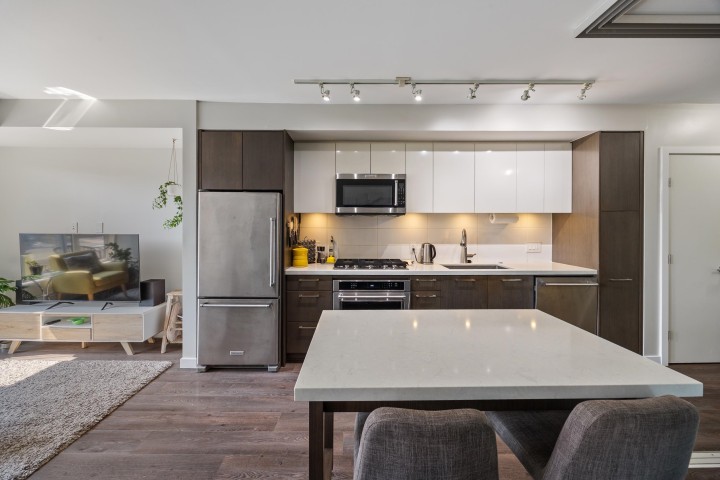 Photo 6 at 619 - 384 E 1st Avenue, Strathcona, Vancouver East