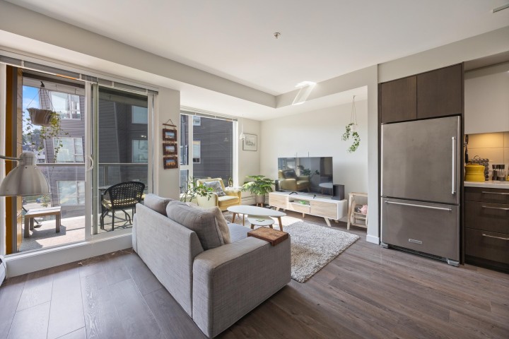 Photo 5 at 619 - 384 E 1st Avenue, Strathcona, Vancouver East