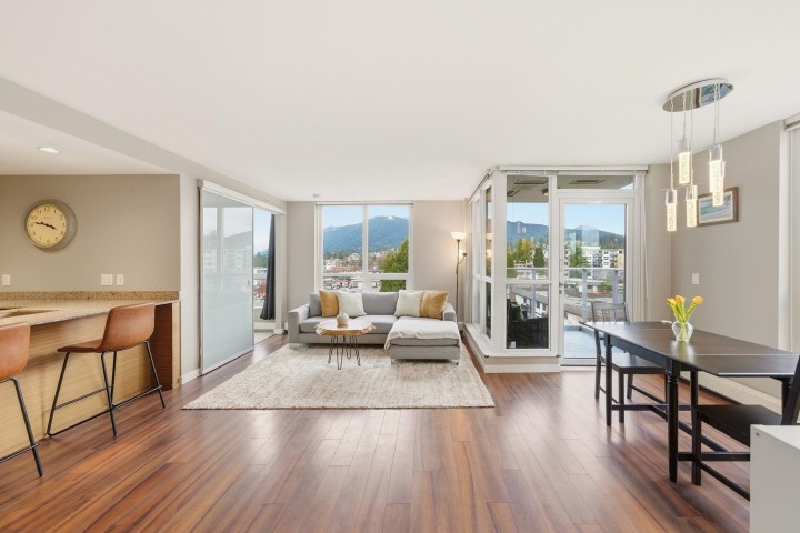 Photo 5 at 705 - 135 E 17th Street, Central Lonsdale, North Vancouver