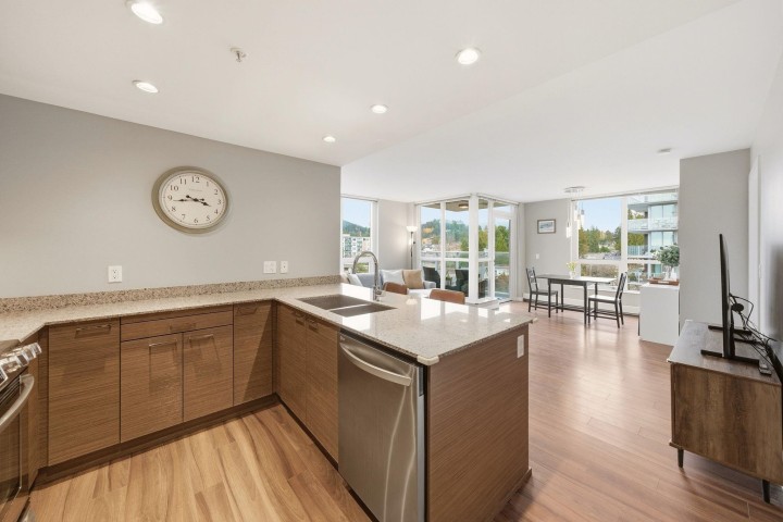 Photo 9 at 705 - 135 E 17th Street, Central Lonsdale, North Vancouver