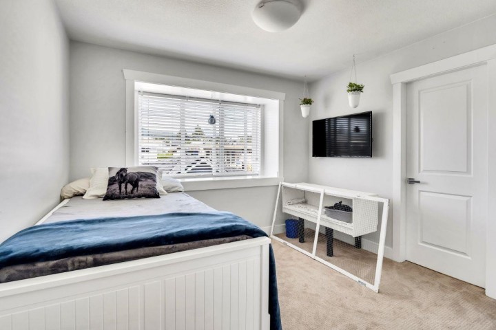 Photo 16 at 738 E 13th Street, Boulevard, North Vancouver