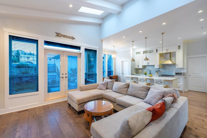 Photo 3 at 738 E 13th Street, Boulevard, North Vancouver