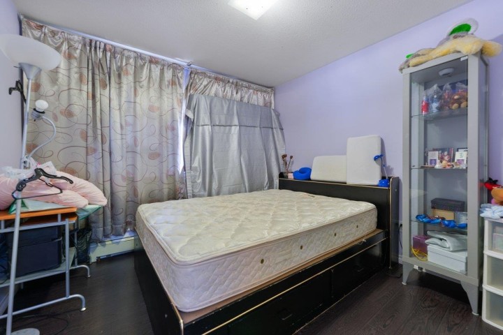 Photo 7 at 2663 E 41st Avenue, Collingwood VE, Vancouver East