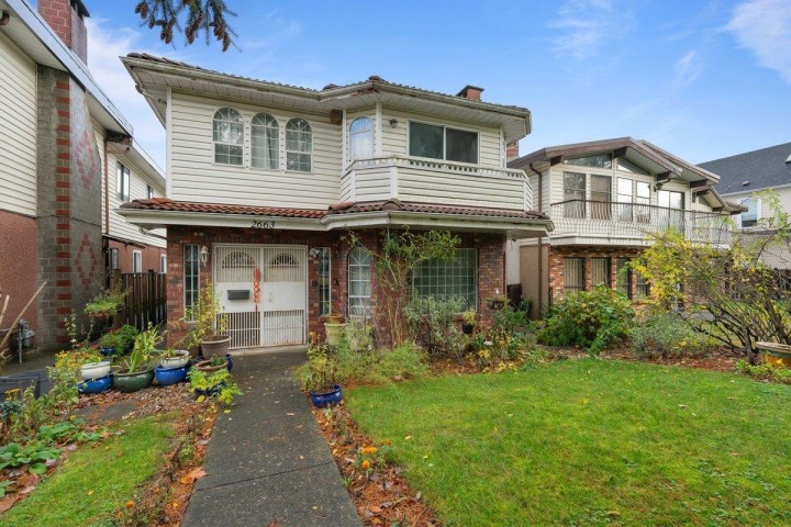 Photo 1 at 2663 E 41st Avenue, Collingwood VE, Vancouver East