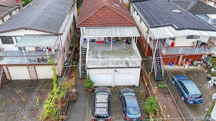 Photo 18 at 2663 E 41st Avenue, Collingwood VE, Vancouver East