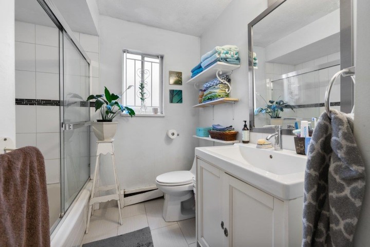 Photo 15 at 2663 E 41st Avenue, Collingwood VE, Vancouver East