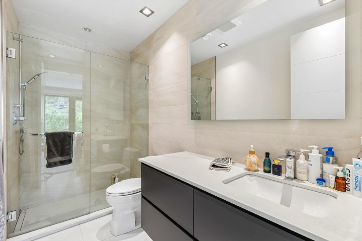 Photo 17 at 2256 Jefferson Avenue, Dundarave, West Vancouver