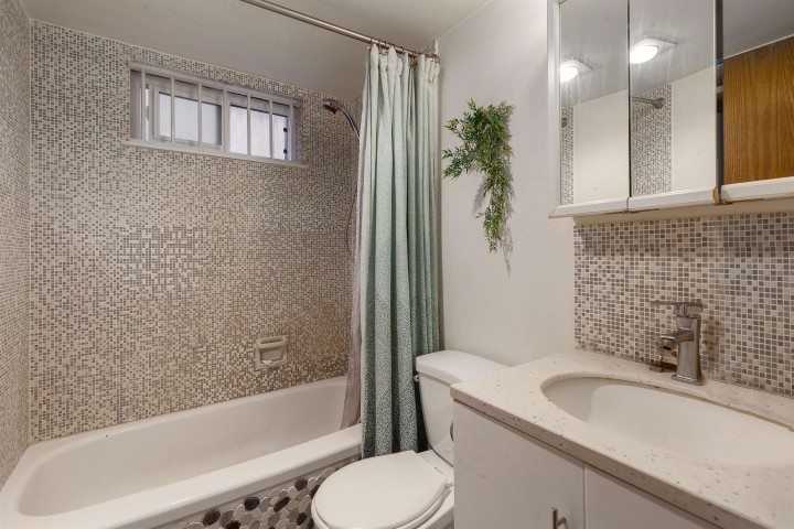 Photo 7 at 102 - 2234 Prince Albert Street, Mount Pleasant VE, Vancouver East