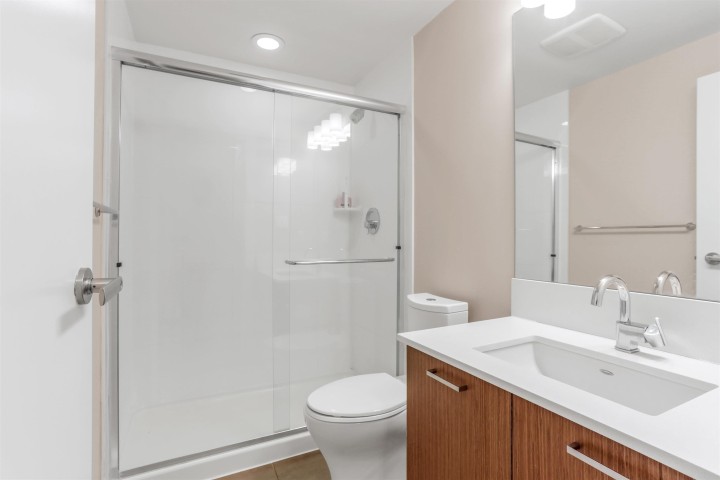 Photo 17 at 204 - 1177 Marine Drive, Norgate, North Vancouver