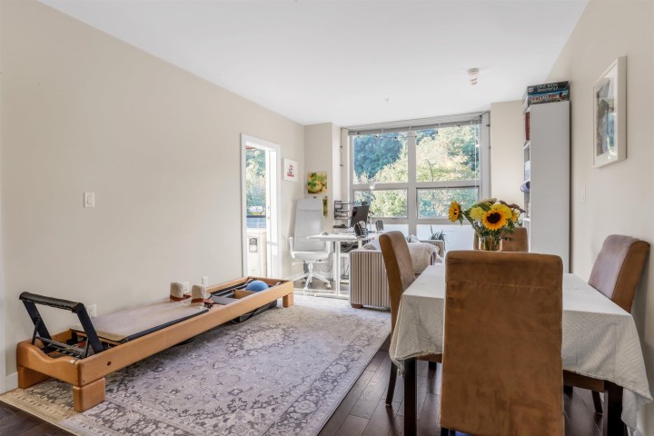 Photo 4 at 204 - 1177 Marine Drive, Norgate, North Vancouver