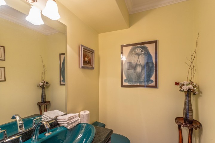 Photo 12 at 2541 Marine Drive, Dundarave, West Vancouver