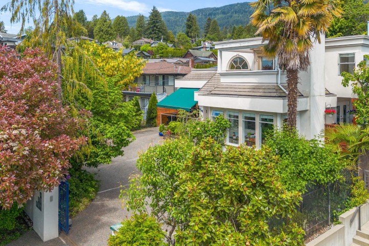 Photo 38 at 2541 Marine Drive, Dundarave, West Vancouver