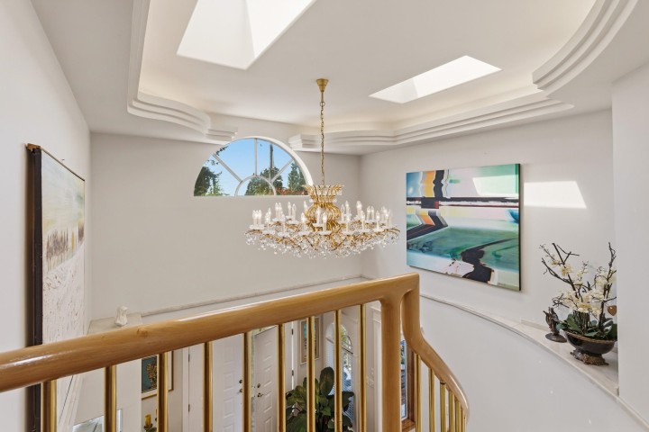 Photo 19 at 2541 Marine Drive, Dundarave, West Vancouver