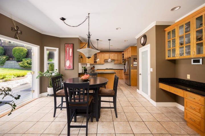 Photo 12 at 228 W Kings Road, Upper Lonsdale, North Vancouver