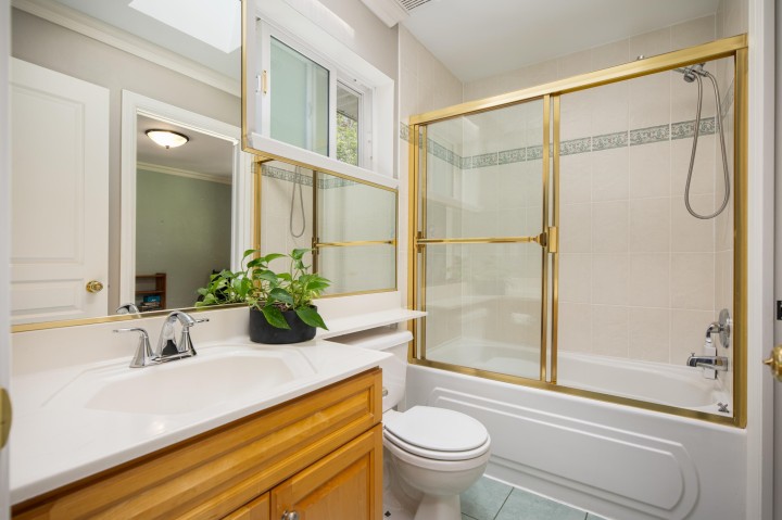 Photo 30 at 228 W Kings Road, Upper Lonsdale, North Vancouver