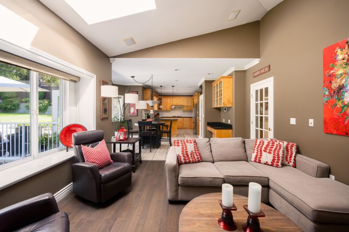 Photo 10 at 228 W Kings Road, Upper Lonsdale, North Vancouver