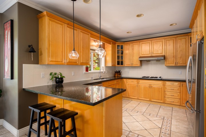 Photo 14 at 228 W Kings Road, Upper Lonsdale, North Vancouver
