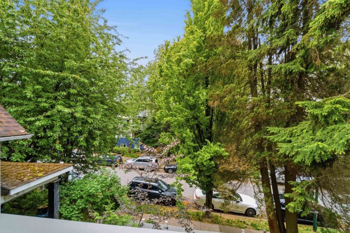 Photo 34 at 1533 E 5th Avenue, Grandview Woodland, Vancouver East