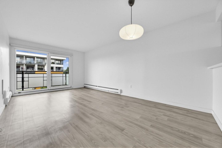Photo 8 at 310 - 360 E 2nd Street, Lower Lonsdale, North Vancouver