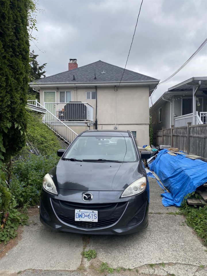 Photo 2 at 2758 Horley Street, Collingwood VE, Vancouver East