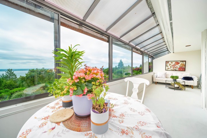 Photo 9 at 49 - 2202 Folkestone Way, Panorama Village, West Vancouver