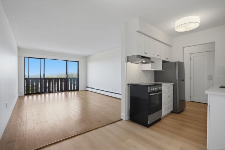 Photo 17 at 314 - 1345 Chesterfield Avenue, Central Lonsdale, North Vancouver