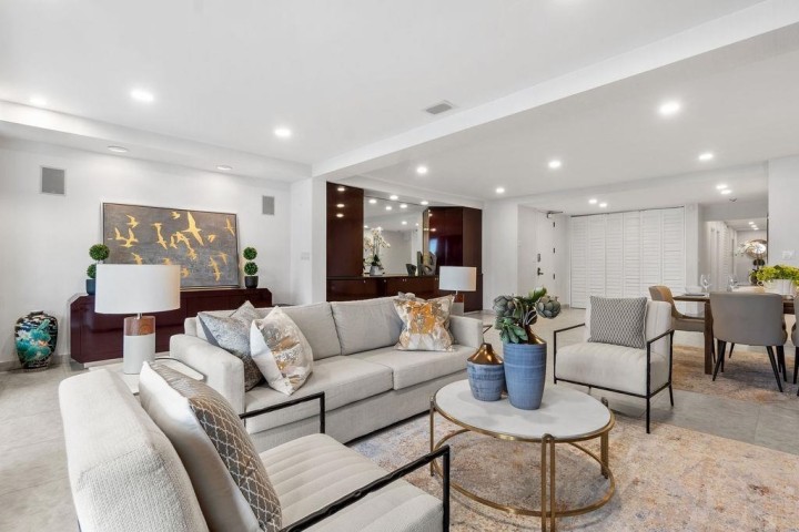 Photo 9 at 401 - 2015 Beach Avenue, West End VW, Vancouver West