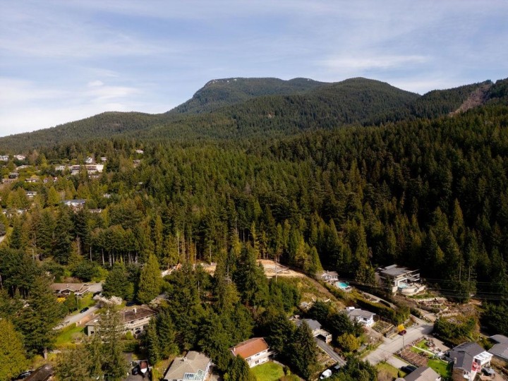 Photo 17 at 4412 Woodpark Road, Cypress Park Estates, West Vancouver