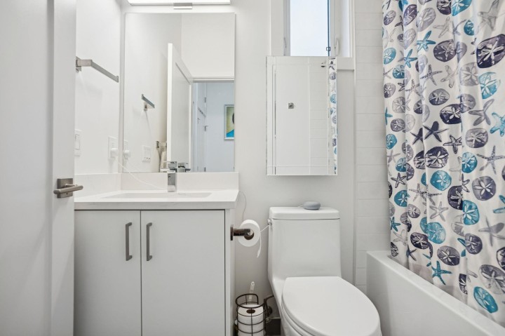 Photo 11 at 721 E 26th Avenue, Fraser VE, Vancouver East