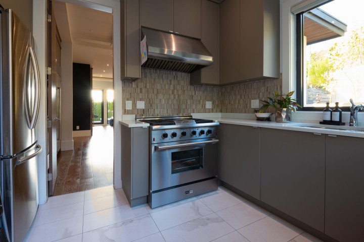Photo 11 at 908 Beaconsfield Road, Forest Hills NV, North Vancouver