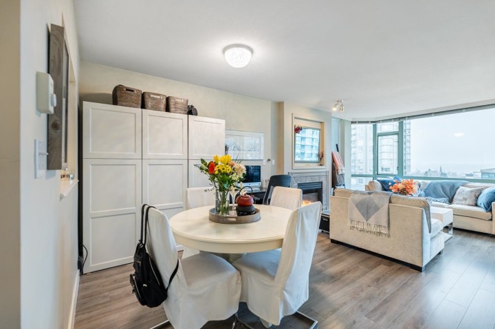 Photo 5 at 903 - 140 E 14th Street, Central Lonsdale, North Vancouver