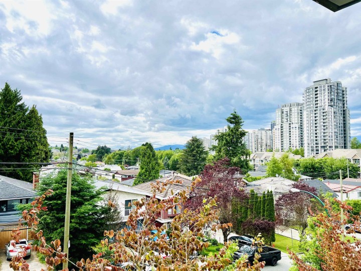 Photo 8 at 605 - 5598 Ormidale Street, Collingwood VE, Vancouver East