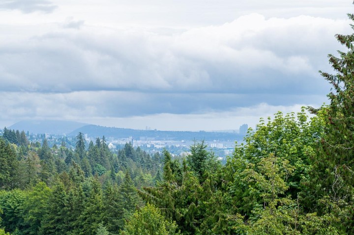 Photo 33 at 502 - 3335 Cypress Place, Cypress Park Estates, West Vancouver