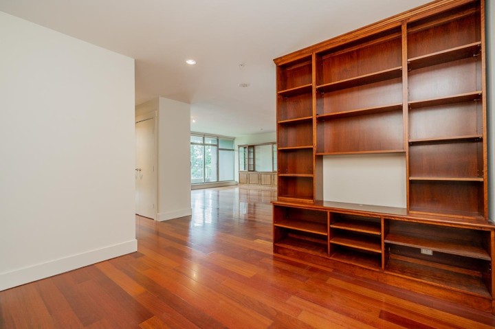 Photo 21 at 502 - 3335 Cypress Place, Cypress Park Estates, West Vancouver