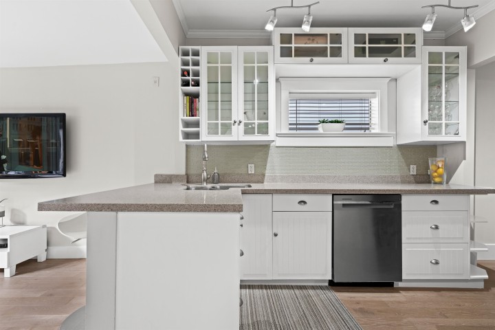 Photo 12 at 846 E 23rd Avenue, Fraser VE, Vancouver East