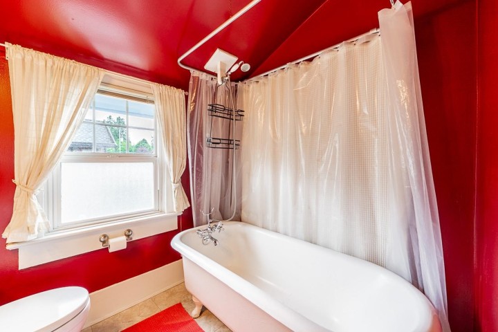 Photo 23 at 264 W Queens Road, Upper Lonsdale, North Vancouver