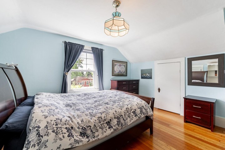Photo 17 at 264 W Queens Road, Upper Lonsdale, North Vancouver